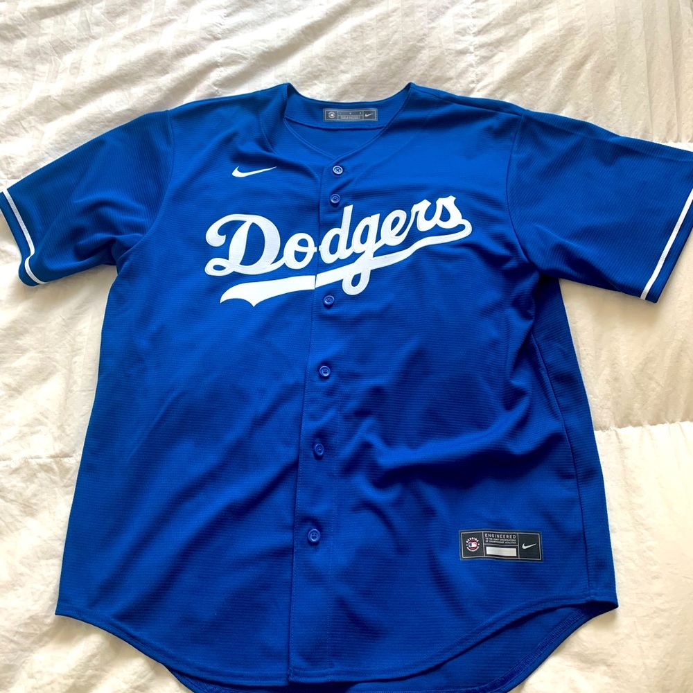 Dodgers Mookie Betts jersey size large OFFICIAL MLB jersey